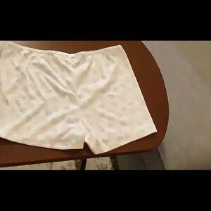 NWT Aeropostale White Patterned pajama bottom Large